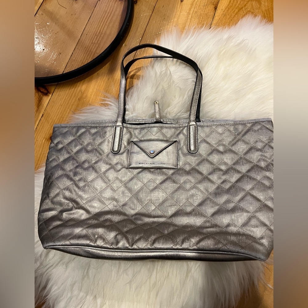 Marc by Marc Jacobs silver quilted tote with detachable clutch